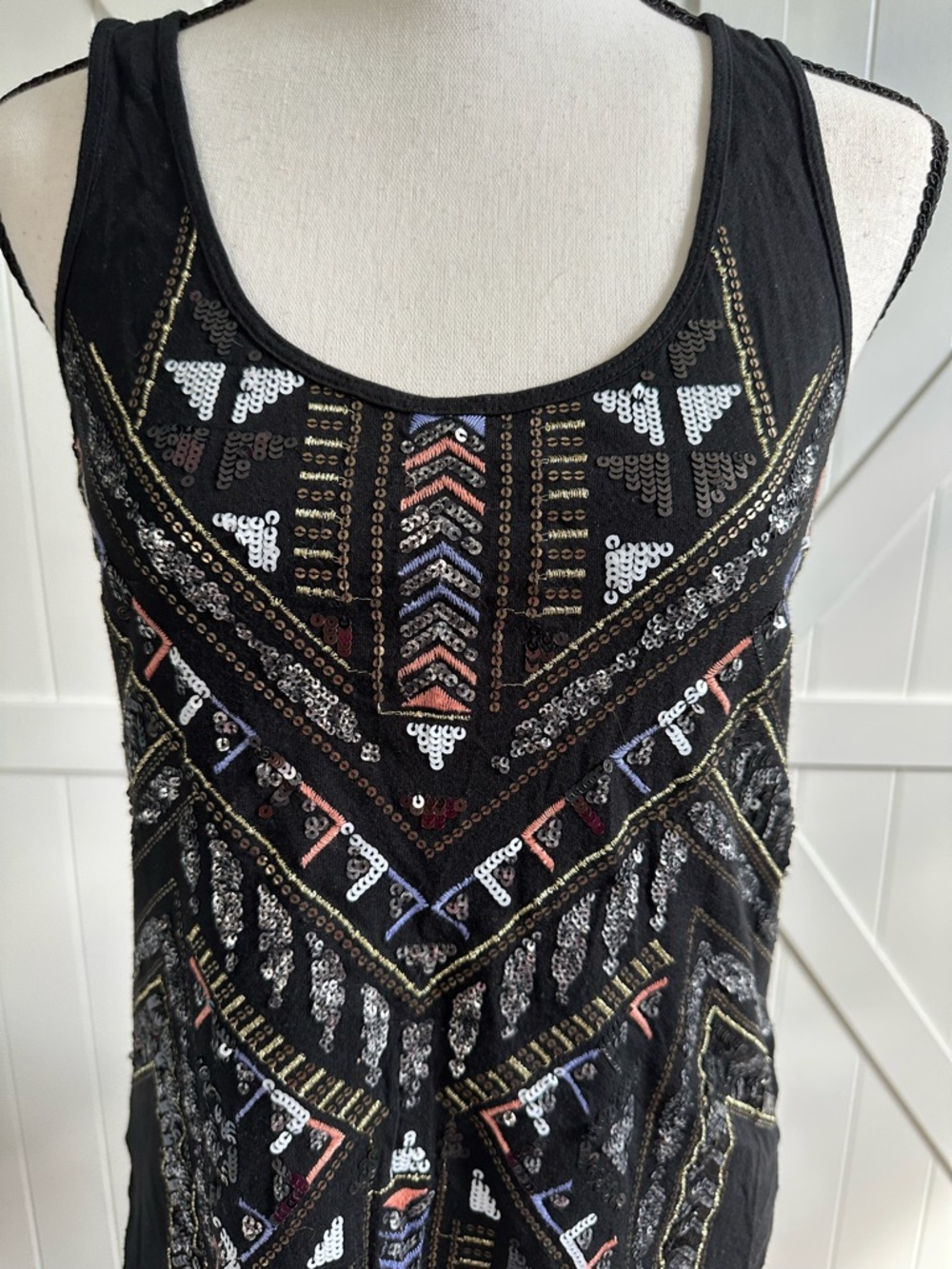 Express Sequin Embellished Women's Tank Top Black Boho Festival Glam Size Small - Picture 2 of 5